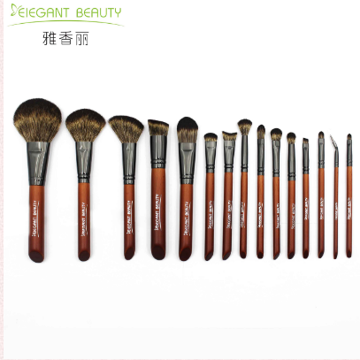 化妝刷套裝哪個好？挑選化妝刷都有哪些小技巧？