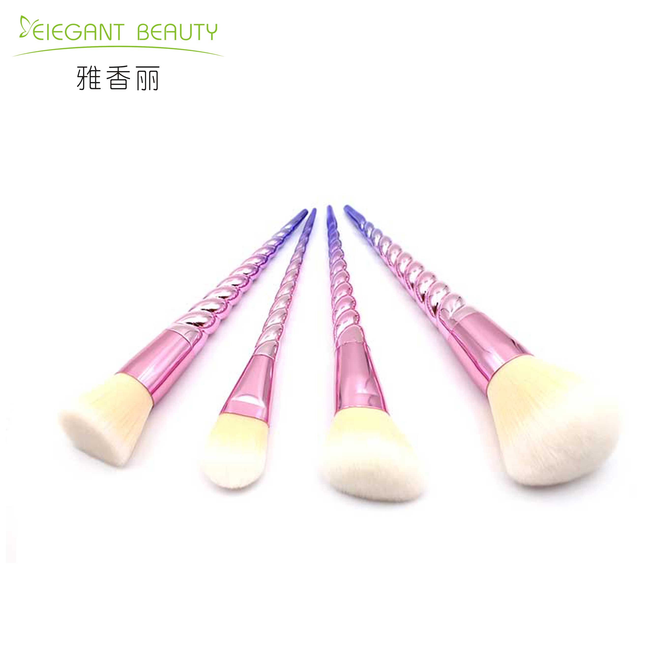 專業(yè)化妝刷與普通化妝刷的區(qū)別：你真的了解嗎？