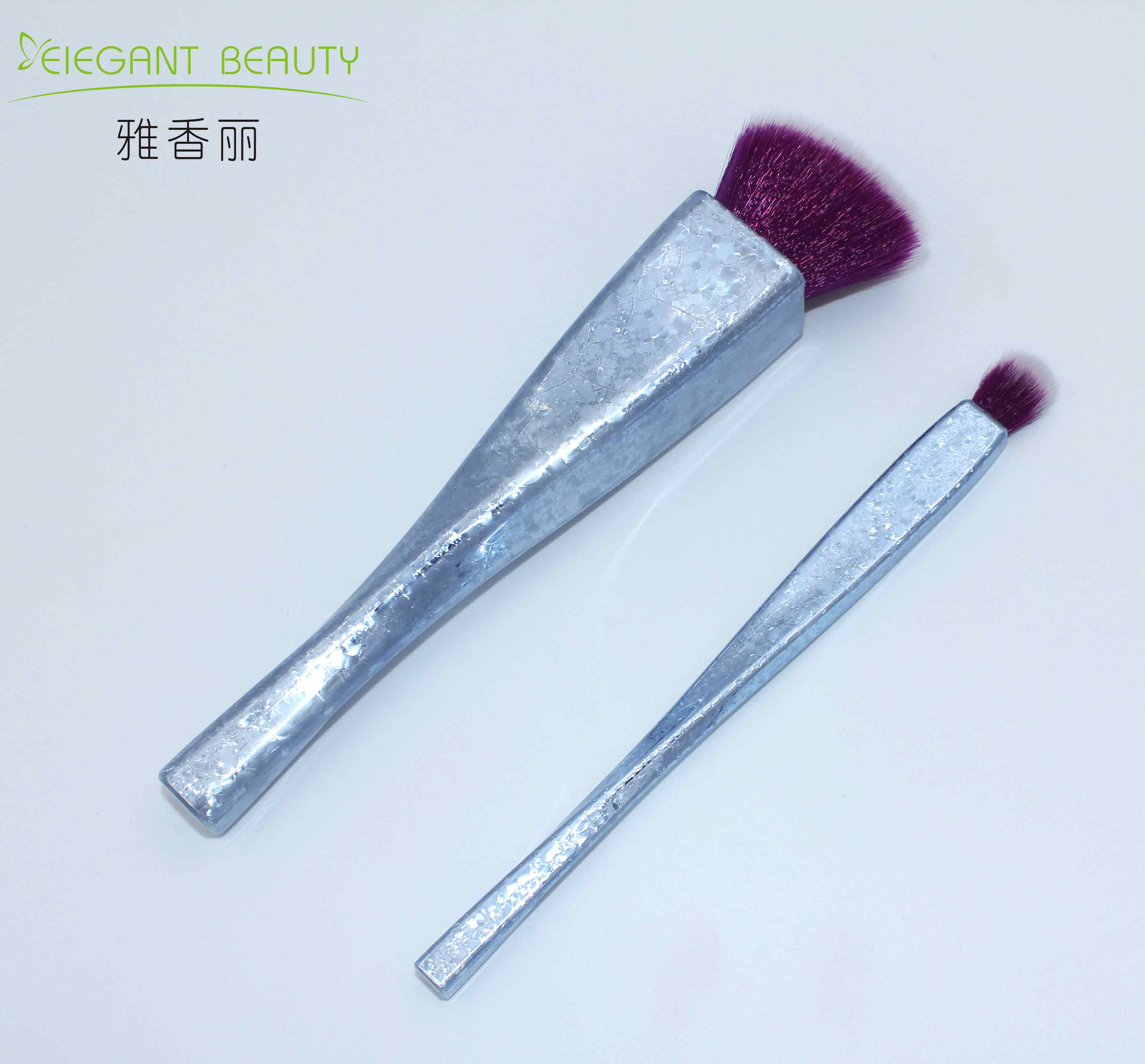 化妝刷套裝：不僅僅是工具，更是藝術(shù)的載體