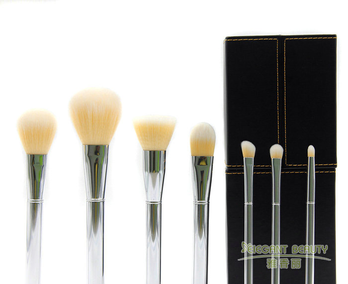 化妝刷定制的價格解析：定制刷具到底值不值得？